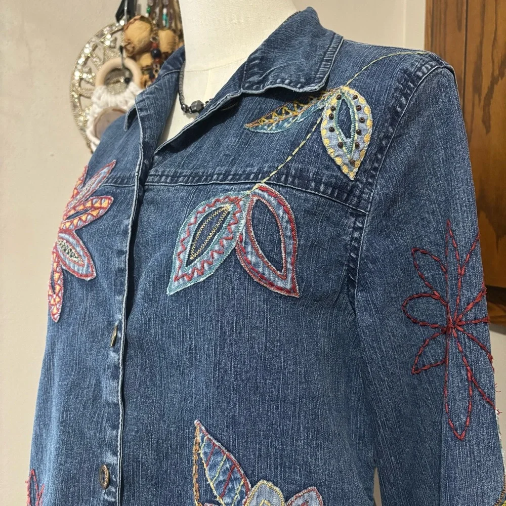 Floral Embroidered Long Sleeve Button Up Denim Jean Jacket Size 8 Petite Vtg Y2K - Picture 3 of 13